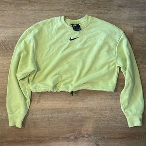 Nike sweatshirt. Adjustable drawstring. Size small. Cropped.